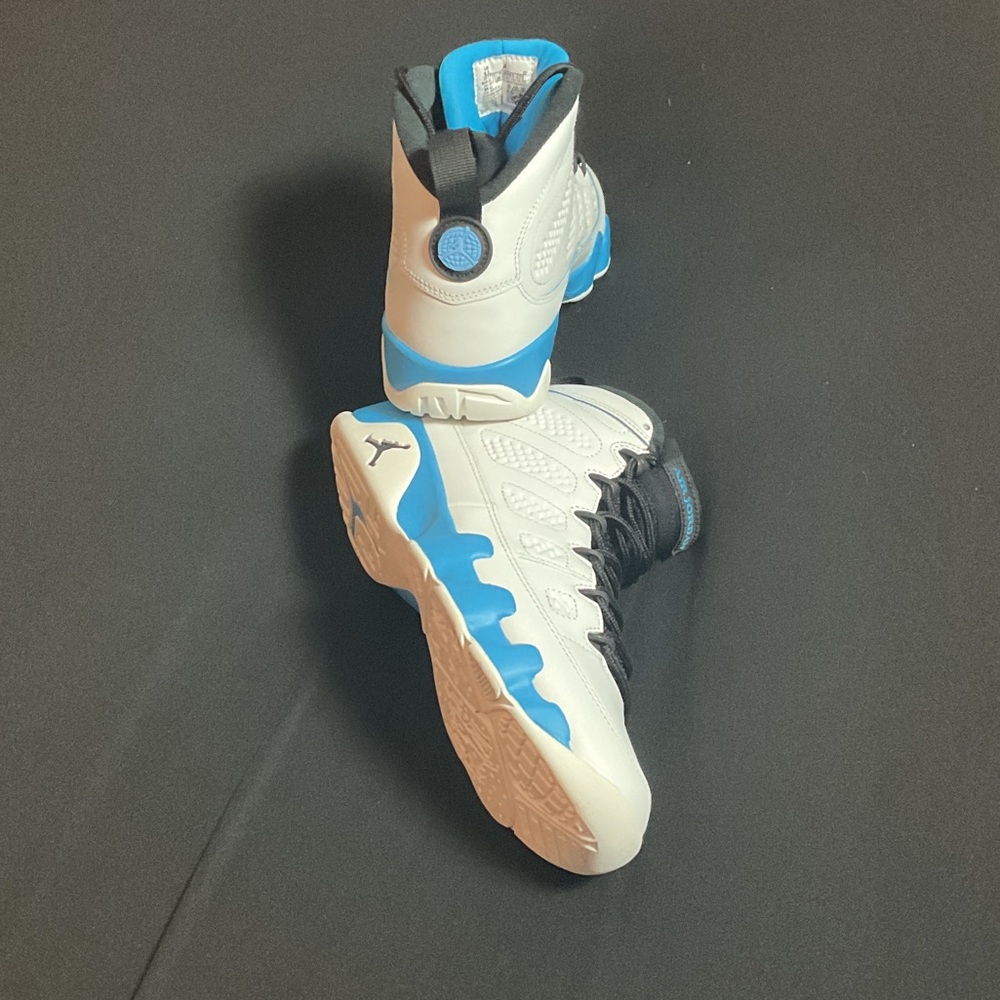 Jordan 9 Retro “Powder Blue” - Picture 3 of 4